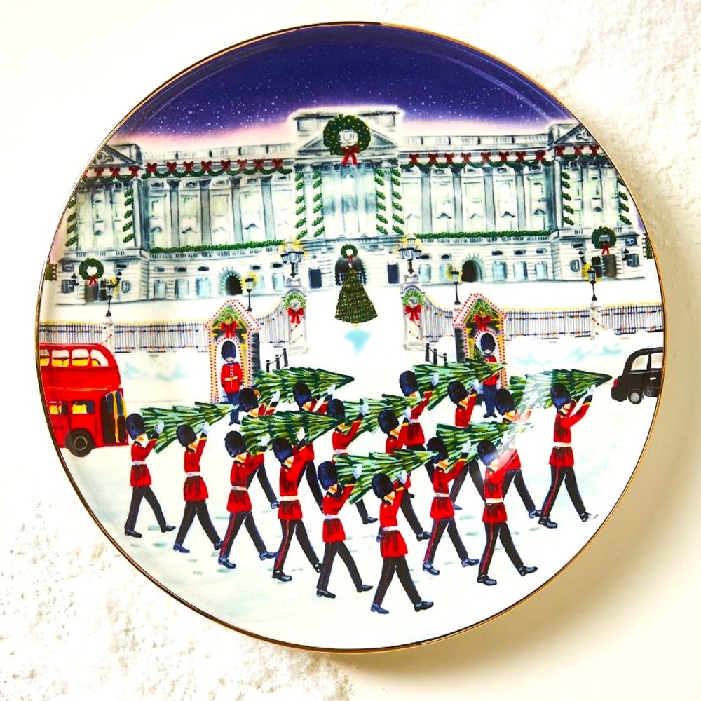 Holiday in the City Stoneware Dessert Plate -London